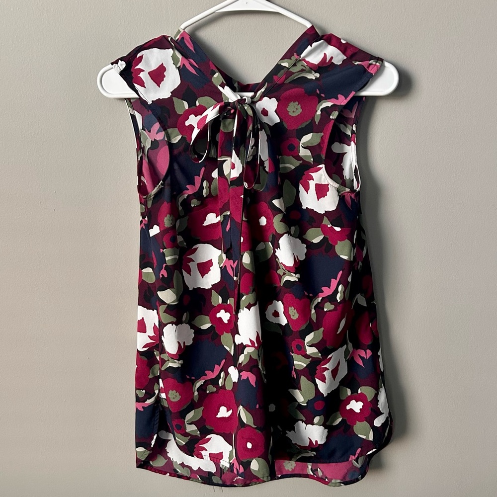 Merona Floral Short Sleeve Multi-Colored Blouse.